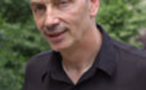 Dr Jean BECCHIO. Auto-hypnose énergétique en médecine générale. Forum Hypnose Thérapies Brèves Biarritz 2011 Dr Jean BECCHIO. Auto-hypnose énergétique en médecine générale. Forum Hypnose Thérapies Brèves Biarritz 2011