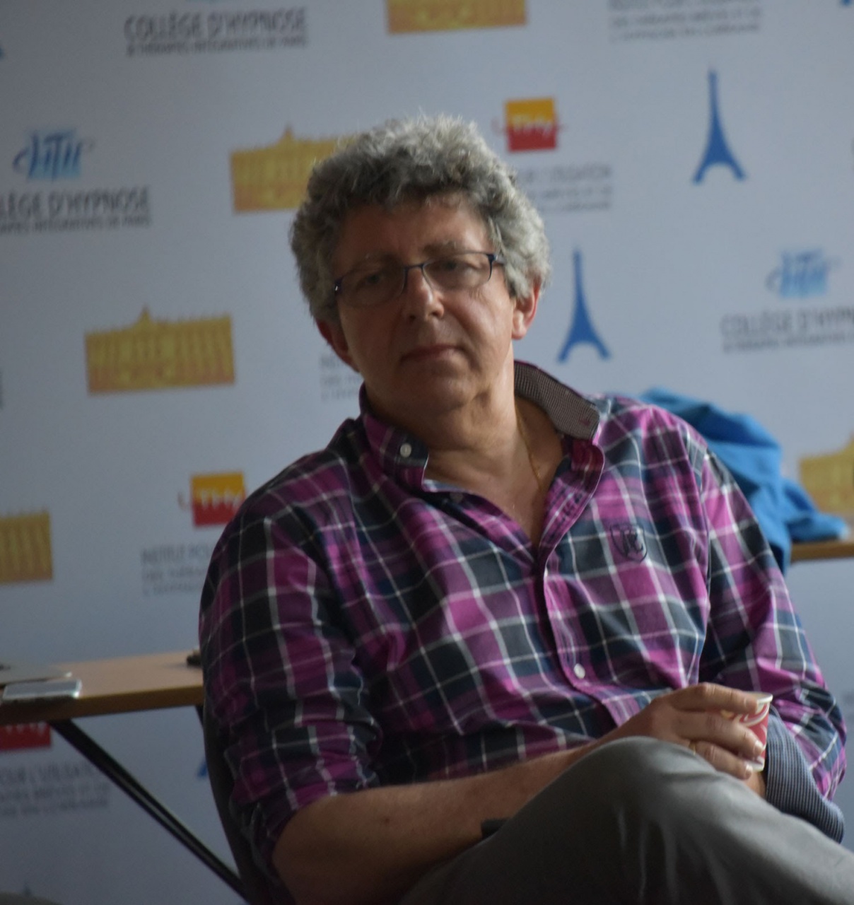 Laurent Gross, formation CHTIP à Paris en Hypnose Laurent Gross, formation CHTIP à Paris en Hypnose