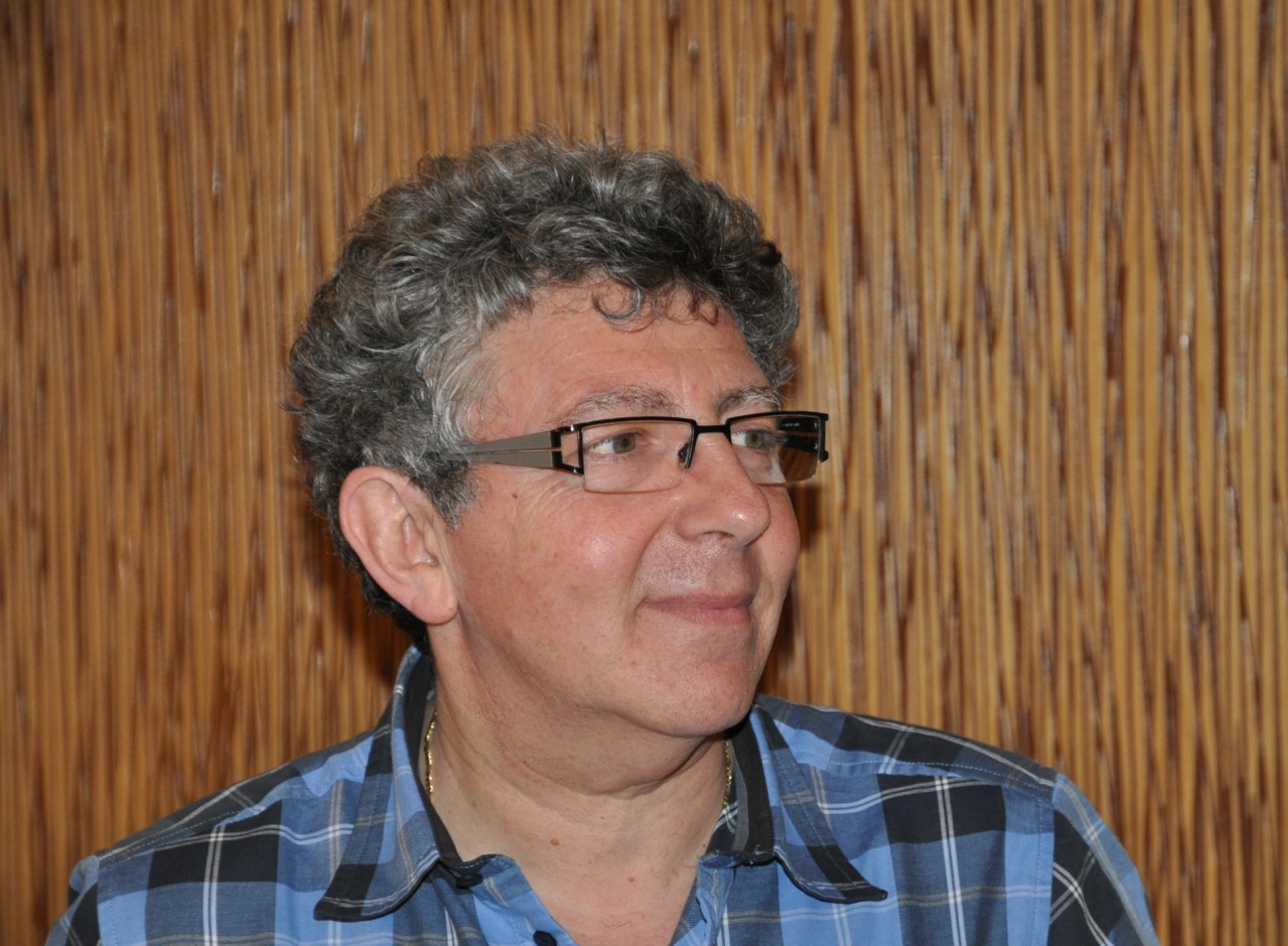 Laurent Gross, hypnothérapeute à Paris Laurent Gross, hypnothérapeute à Paris